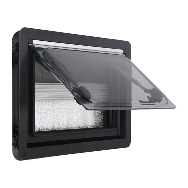 Fuinneog Aerála Breathnaithe